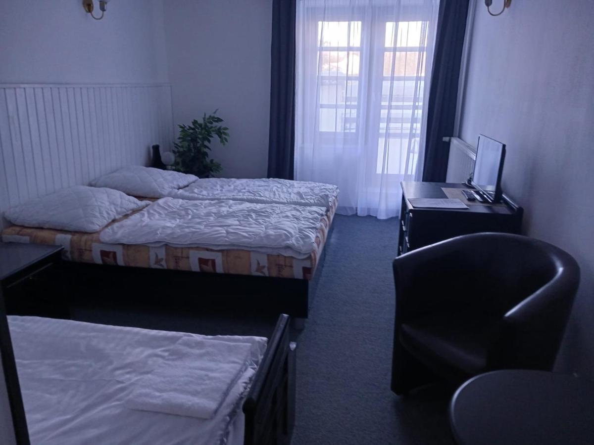 Hotel Kilian 1 Loučovice Dış mekan fotoğraf